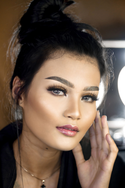 Beautiful Powder Brows technique